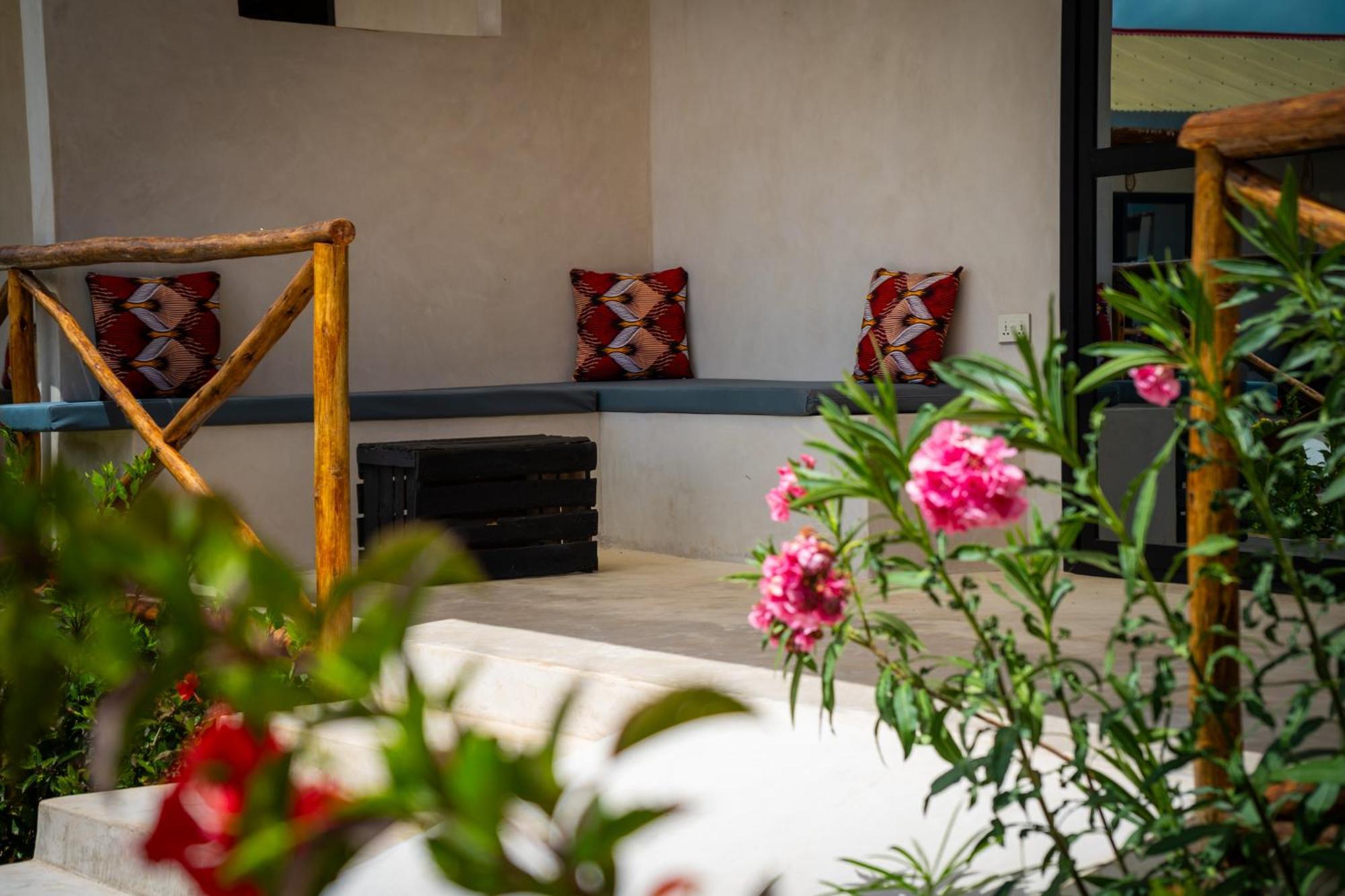 Blooming Zanzibar Otel Jambiani  Dış mekan fotoğraf